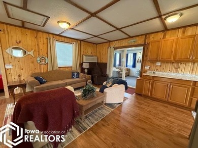 Welcome to 1410 E Ridge Dr at Holiday Lake-an inviting retreat - photo 8