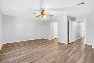 WELL CARED FOR all brick home on large tree shaded lot with new - photo 25