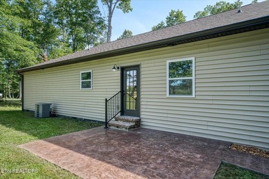 NEW CONSTRUCTION with stainless appliances in Lake Tansi Village - photo 28