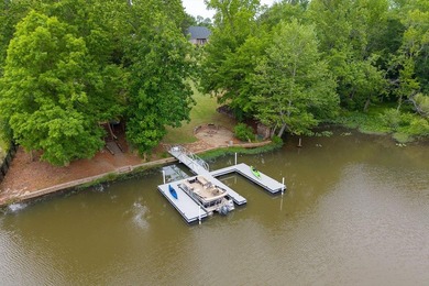 Bring your boat!!! Check out this amazing home, 4-5 Bedrooms, 3 - photo 3