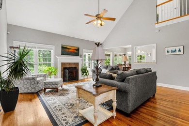 Bring your boat!!! Check out this amazing home, 4-5 Bedrooms, 3 - photo 6