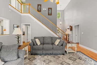 Bring your boat!!! Check out this amazing home, 4-5 Bedrooms, 3 - photo 7