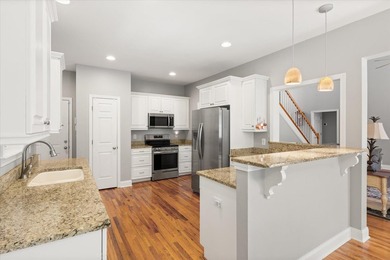 Bring your boat!!! Check out this amazing home, 4-5 Bedrooms, 3 - photo 8