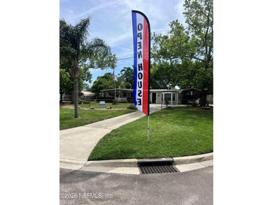 Rare Atlantic Beach Opportunity! Tucked away on a quiet - photo 3