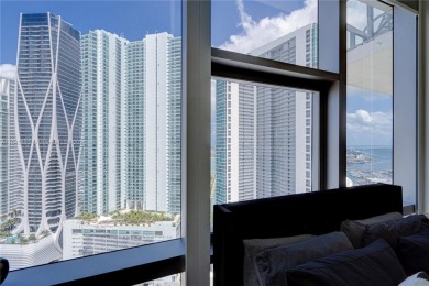 Priced to Sell! Beautiful 3/4 + Den in the renowned PARAMOUNT