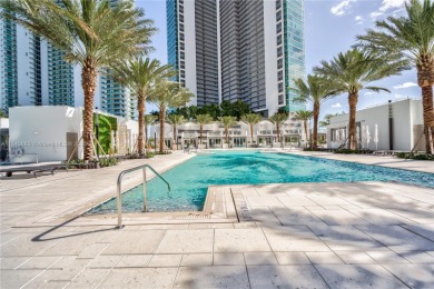 Priced to Sell! Beautiful 3/4 + Den in the renowned PARAMOUNT