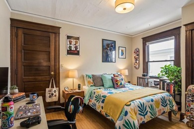 120-122 N Franklin St is a rare opportunity to own a - photo 13