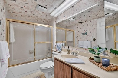 Bring your vision to this spacious 2BR/2BA in the heart of West - photo 33