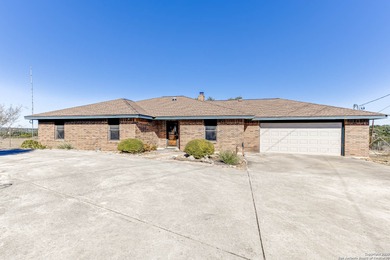 Canyon Lake Home For Sale in Canyon Lake Texas