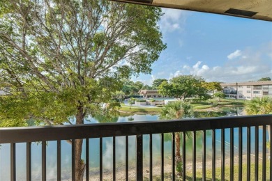 Lake Condo For Sale in Tamarac, Florida