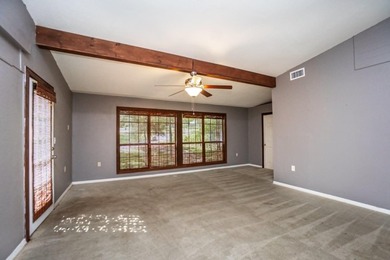 Looking for a house that says sweat equity?? Priced at under 400 - photo 12