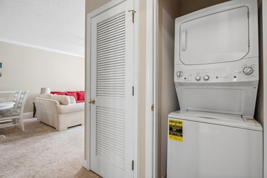 Live Where Every Day Feels Like a Vacation! Fully furnished and - photo 18