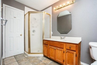 Looking for a house that says sweat equity?? Priced at under 400 - photo 20