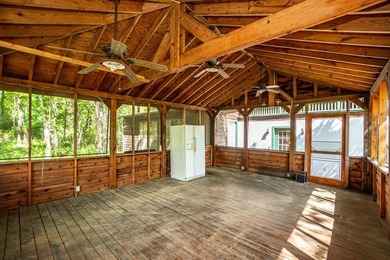 Looking for a house that says sweat equity?? Priced at under 400 - photo 23