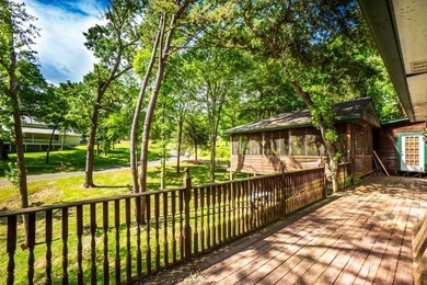Looking for a house that says sweat equity?? Priced at under 400 - photo 26
