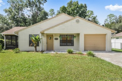 Lake Home For Sale in Dunnellon, Florida