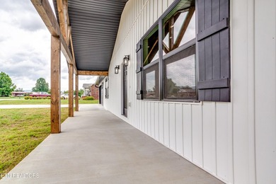 Welcome to this beautiful brand-new 3 bedroom, 2 bathroom home - photo 5