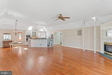 ***$100K PRICE IMPROVEMENT*** Welcome to Your Dream Lakeside - photo 14