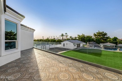 Turn-Key Luxury on Over an Acre in Mesa, AZ. This private - photo 9