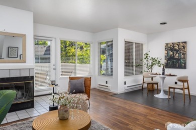 Welcome to your luxurious lifestyle in Richmond's Marina Bay - photo 2
