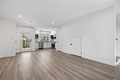 OPEN HOUSE 18th of July,  11-1 p.m. Nine Peaks, a thoughtfully - photo 6
