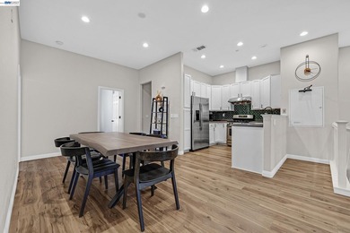 PRICE ADJUSTMENT!!! Welcome to sought-after Studio Walk! This - photo 8