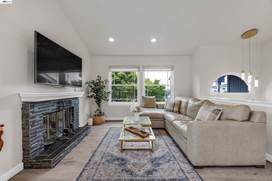 Welcome to 23467 Mona Marie Ct, a beautifully maintained - photo 8