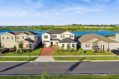 (private lake, pond, creek) Home For Sale in Clermont Florida