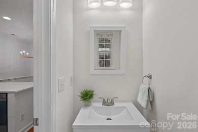 Welcome to effortless Davidson living in one of the area's most - photo 15