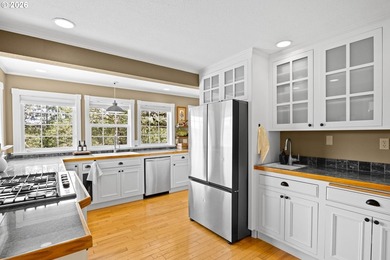 There is a certain ease to life in this 3+ bed, 3 bath home - photo 16