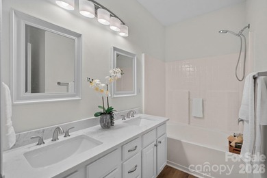 Welcome to effortless Davidson living in one of the area's most - photo 18
