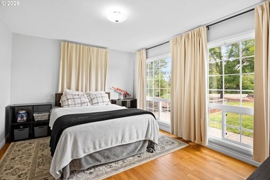 There is a certain ease to life in this 3+ bed, 3 bath home - photo 20