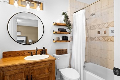 There is a certain ease to life in this 3+ bed, 3 bath home - photo 27