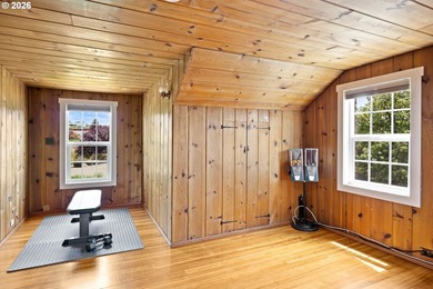 There is a certain ease to life in this 3+ bed, 3 bath home - photo 30