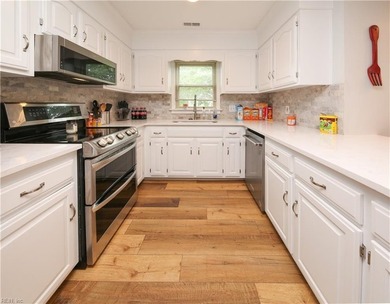 Beautiful ranch-style home located in the sought-after Hickory - photo 2
