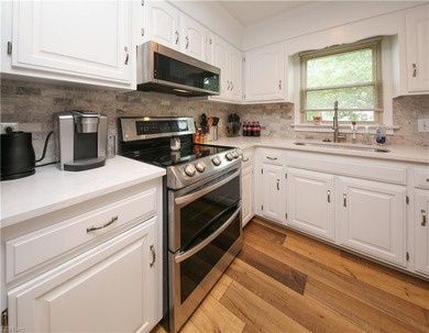 Beautiful ranch-style home located in the sought-after Hickory - photo 6