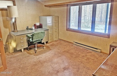 This spacious contemporary home has a magnificent lot offering - photo 38