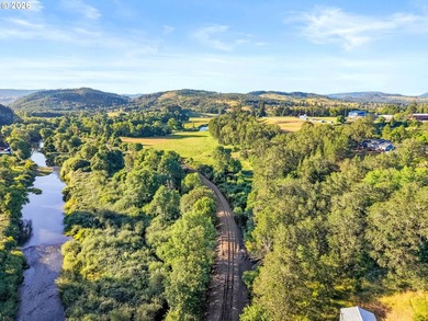 There is a certain ease to life in this 3+ bed, 3 bath home - photo 47