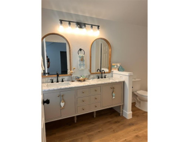 Lake Home For Sale in Dallas, Texas