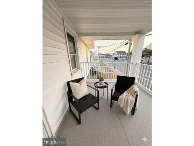 Nestled in a serene bayblock setting, this charming 3 Bed/1.5 - photo 2