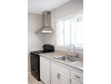 Welcome to this inviting 2-story townhome nestled within a - photo 4