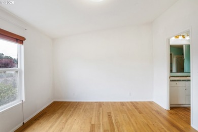 Beautifully updated 3BD/2BA home in desirable Creekside Pines! - photo 13