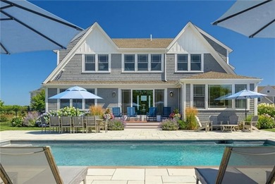 Custom crafted oceanside estate perfectly sited on a tranquil - photo 23