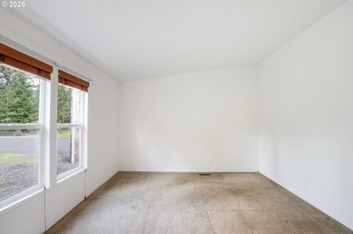 Beautifully updated 3BD/2BA home in desirable Creekside Pines! - photo 24