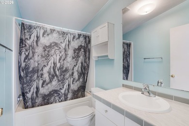 Beautifully updated 3BD/2BA home in desirable Creekside Pines! - photo 27