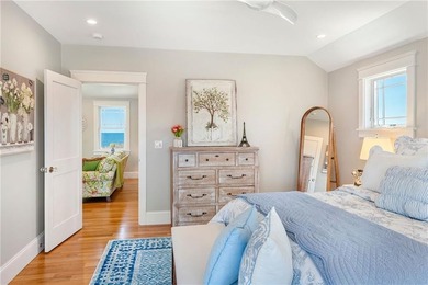Custom crafted oceanside estate perfectly sited on a tranquil - photo 42