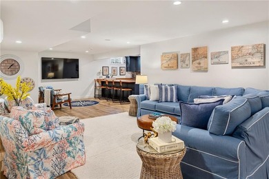Custom crafted oceanside estate perfectly sited on a tranquil - photo 44