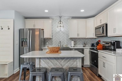 Built in 2023, this lakefront condo at Green Turtle Bay Resort & - photo 10