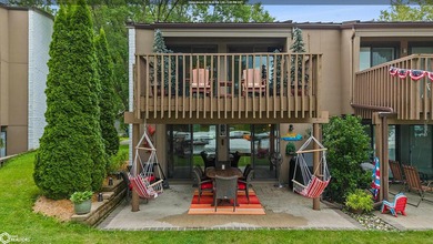 Beautifully updated 2-bedroom, 3-bath two-story end-unit condo - photo 1