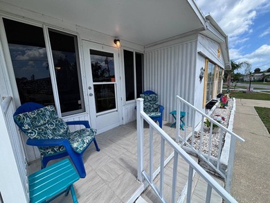 Beautifully upgraded 3 bedroom, 2 bath manufactured home located - photo 3